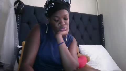 kitty_kerry online show from 04/25/26, 11:57