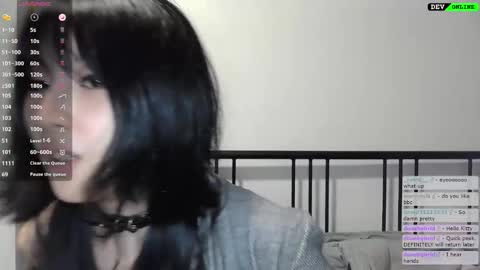 Kitty online show from 10/14/25, 10:32