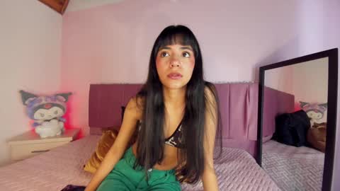 Snapshot of kitty_kryss chatting on 10/09/25, 02:37 kitty_kryss online show from 10/09/25, 02:37