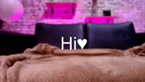 Snapshot of kitty_malach chatting on 09/17/25, 02:13 Kitty online show from 09/17/25, 02:13