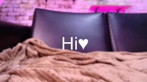 Snapshot of kitty_malach chatting on 09/29/25, 02:16 Kitty online show from 09/29/25, 02:16