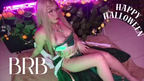 Snapshot of kitty_malach chatting on 11/04/25, 02:21 Kitty online show from 11/04/25, 02:21