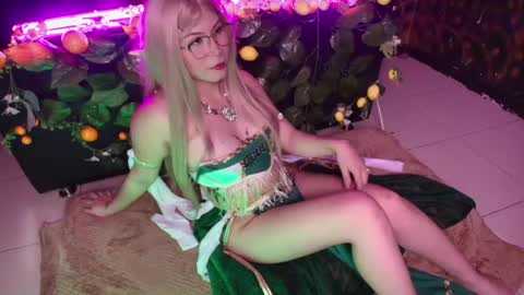 Kitty online show from 04/24/26, 02:25