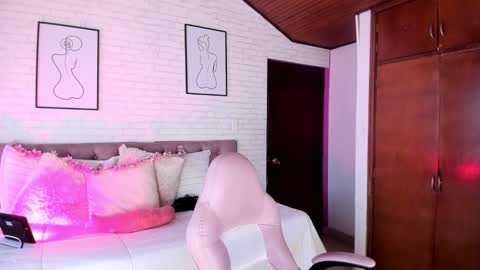 Kitty online show from 01/11/26, 07:30