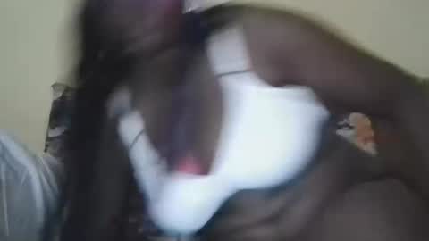 Snapshot of kitty_super chatting on 09/30/25, 03:11 kitty_super online show from 09/30/25, 03:11