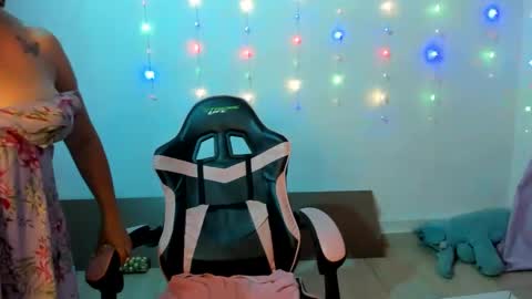 violet online show from 12/23/24, 08:44