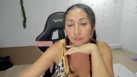 violet online show from 01/15/25, 05:50