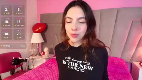 Snapshot of kittybloom_ chatting on 02/17/26, 01:18 Kitty online show from 02/17/26, 01:18