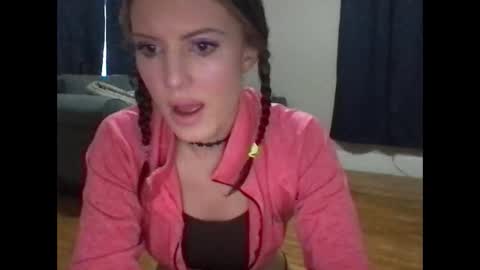 Snapshot of kittycatkendra chatting on 10/30/25, 01:45 kittycatkendra online show from 10/30/25, 01:45