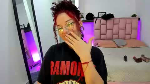 Jenn online show from 01/10/25, 08:59