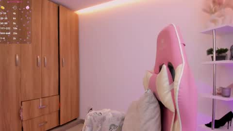 kitty online show from 05/25/26, 07:31