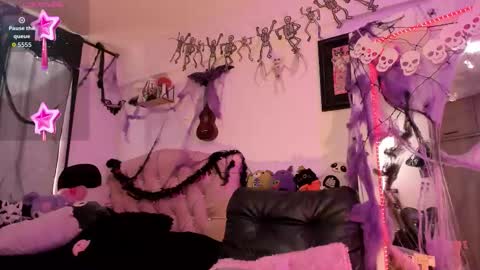 Snapshot of kittygoth_ chatting on 10/24/25, 05:09 Kitty Goth  online show from 10/24/25, 05:09