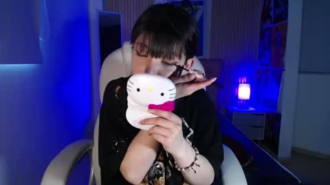 kittyhouse_hs online show from 09/18/25, 09:39