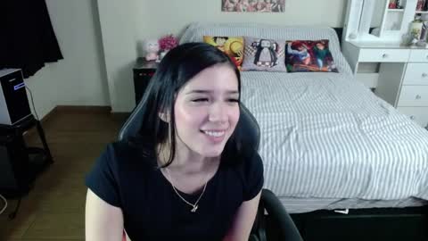 Snapshot of kittykat18x chatting on 06/04/26, 03:12 Isabel online show from 06/04/26, 03:12
