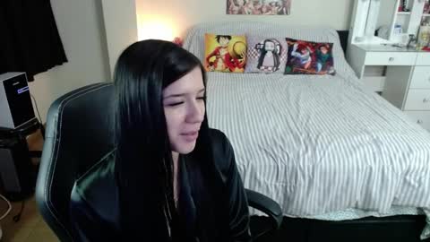 Snapshot of kittykat18x chatting on 06/07/26, 04:05 Isabel online show from 06/07/26, 04:05