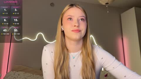 Monika online show from 02/08/26, 03:10