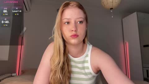 Monika online show from 06/10/26, 03:07