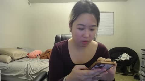 Mei online show from 12/30/24, 05:58