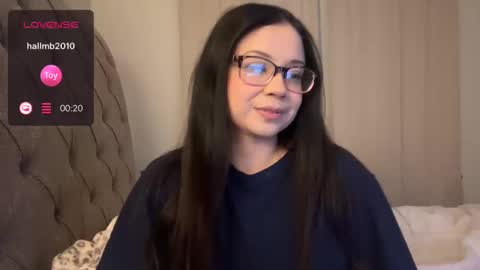 mia online show from 12/30/24, 04:31