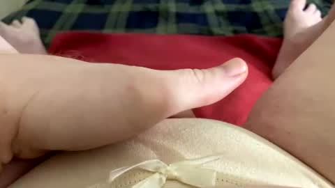 kittyneedsherdaddy online show from 12/01/25, 09:58