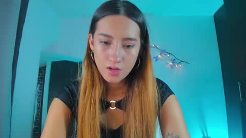 kitty online show from 03/12/26, 05:57