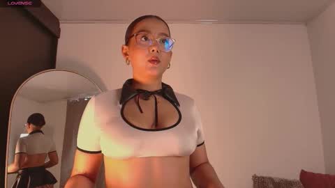 Sophie online show from 03/01/26, 01:02