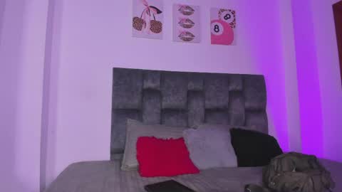 kitty online show from 06/07/26, 05:49