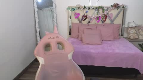 Kitty  online show from 03/07/25, 07:05