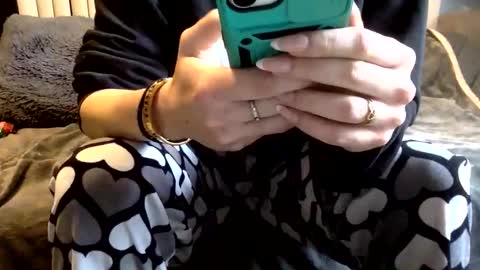 Kitty Sub online show from 12/13/25, 07:53