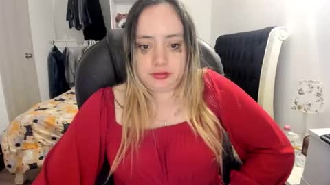 kittywantslove23 online show from 09/19/25, 12:12