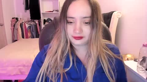 kittywantslove23 online show from 10/11/25, 10:41