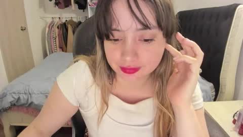 kittywantslove23 online show from 12/17/25, 03:01