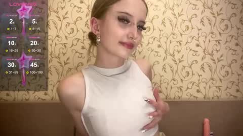 kittywithu online show from 10/04/25, 05:00