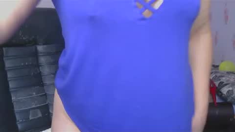 Snapshot of kittyybeauty chatting on 03/05/25, 08:10 KittyyBeauty online show from 03/05/25, 08:10