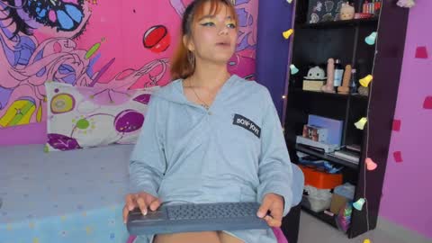 Kitty Zen online show from 12/21/24, 05:51