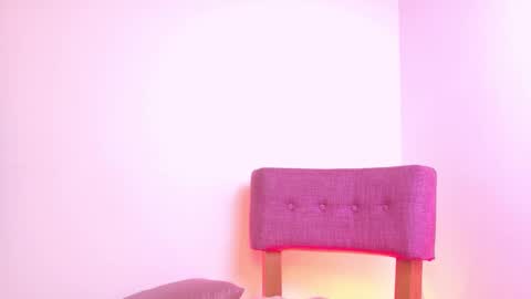 Kitty Hill online show from 11/04/25, 05:28