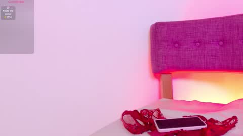 Kitty Hill online show from 12/02/25, 05:13