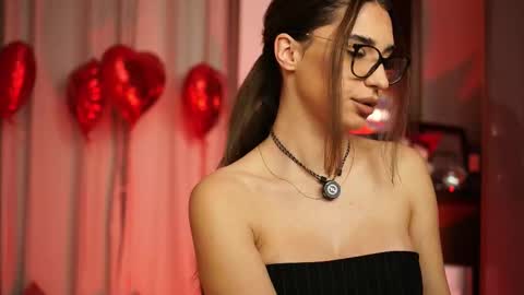 Erika online show from 02/13/26, 08:05