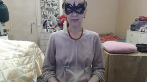 Snapshot of kiuminberry chatting on 07/12/26, 03:03 KiuminBerry online show from 07/12/26, 03:03