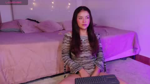 Snapshot of kiut_tiffanii chatting on 08/04/26, 01:36 Tiffanii online show from 08/04/26, 01:36