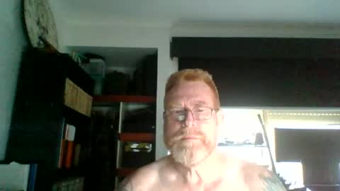 Snapshot of kiwi_boss61 chatting on 06/23/26, 01:03 kiwi_boss61 online show from 06/23/26, 01:03