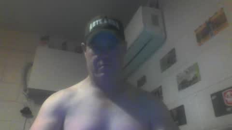 Snapshot of kiwiguy19773 chatting on 04/28/26, 07:13 kiwiguy19773 online show from 04/28/26, 07:13