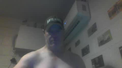 Snapshot of kiwiguy19773 chatting on 05/12/26, 07:05 kiwiguy19773 online show from 05/12/26, 07:05