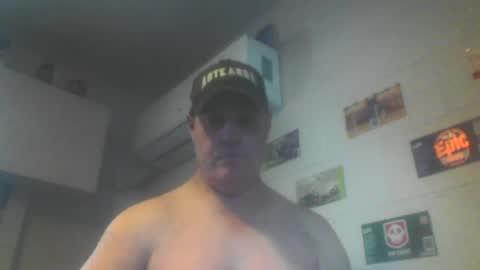Snapshot of kiwiguy19773 chatting on 06/22/26, 02:02 kiwiguy19773 online show from 06/22/26, 02:02