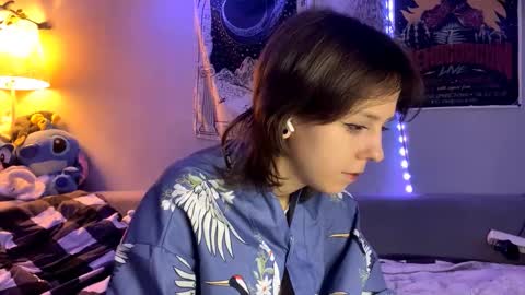 Luna online show from 11/13/25, 09:47