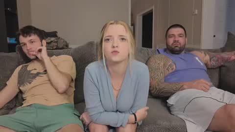 kj bennet online show from 10/02/25, 01:45