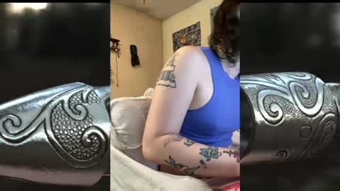 Snapshot of kkfrenchie chatting on 10/08/25, 10:46 Kelsey viddell online show from 10/08/25, 10:46
