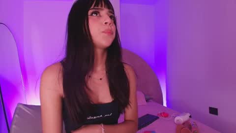 Kkira  online show from 04/23/26, 11:53