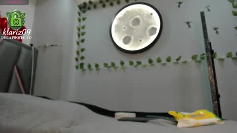 klariz09 online show from 04/19/26, 12:26