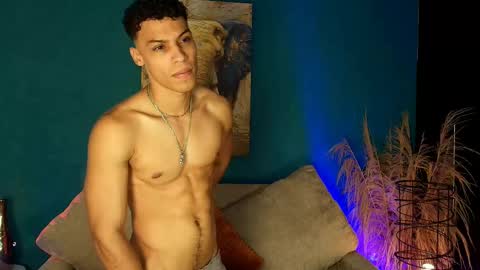 Snapshot of klaton__ chatting on 10/10/25, 12:20 klaton__ online show from 10/10/25, 12:20